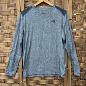 The North Face Men's Gray Long Sleeve Shirt